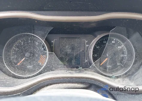 2015 Jeep Cherokee Latitude z USA, uszkodzony, nr VIN 1C4PJMCS9FW551307